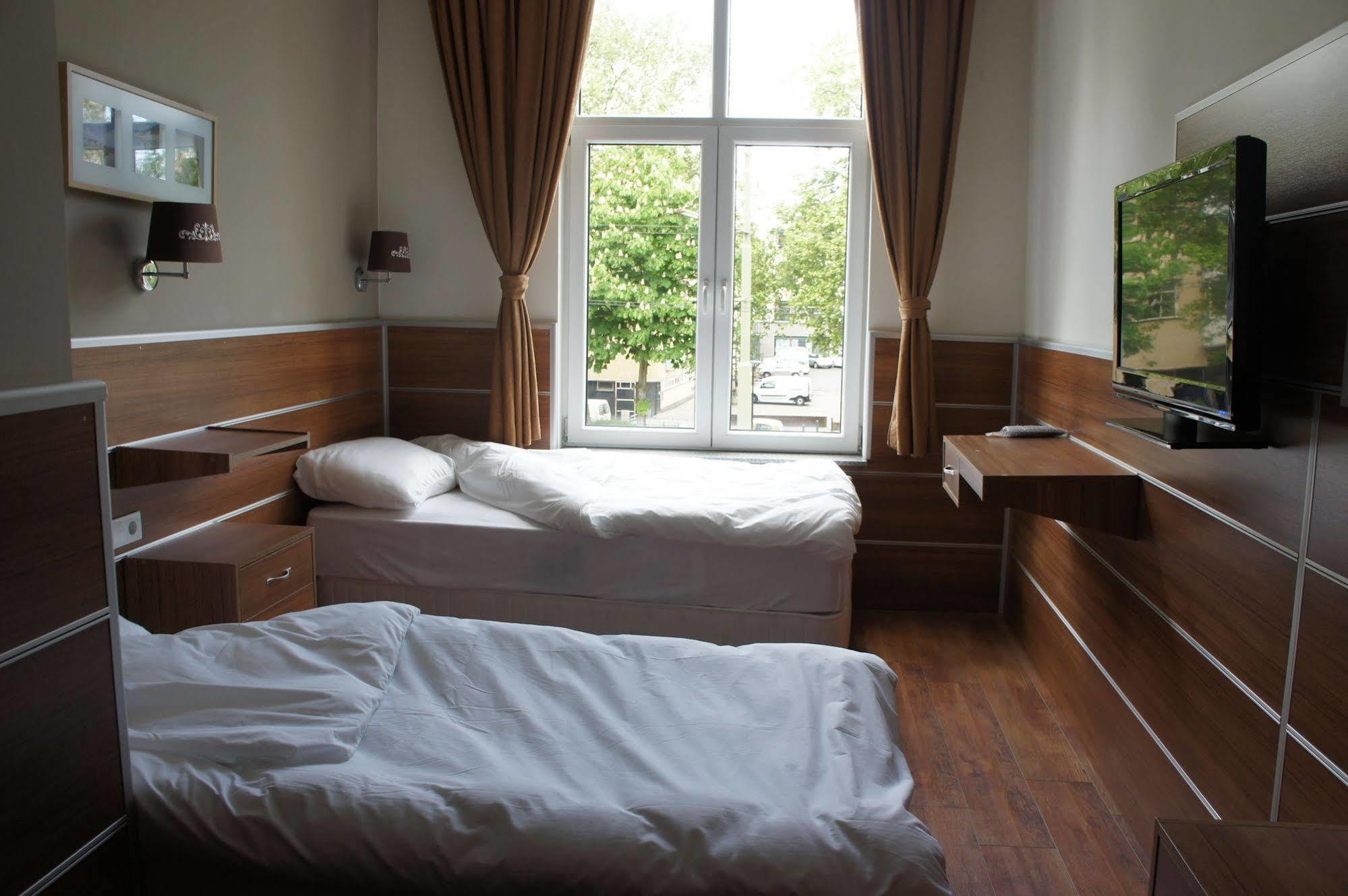 Hotel Erasmus Rotterdam Esterno foto